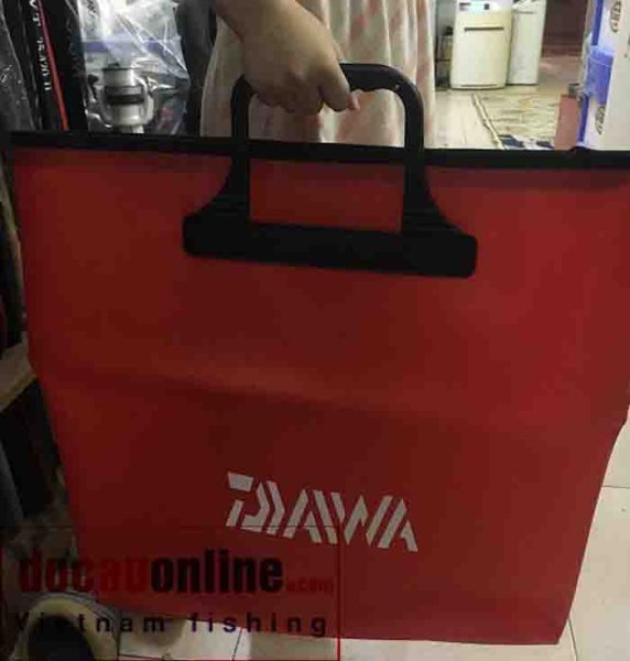 Túi đựng cá chống nước Daiwa cao cấp 50x50cm